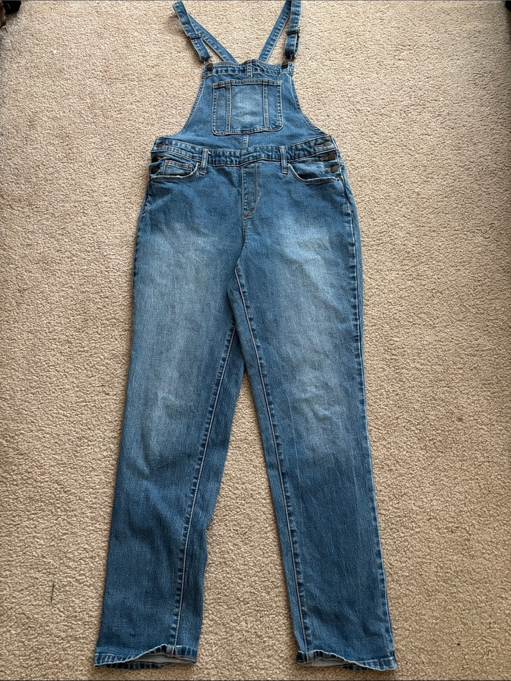 Universal Thread Women’s Blue Denim Overalls - Casual Straight-Leg Jeans size 6R